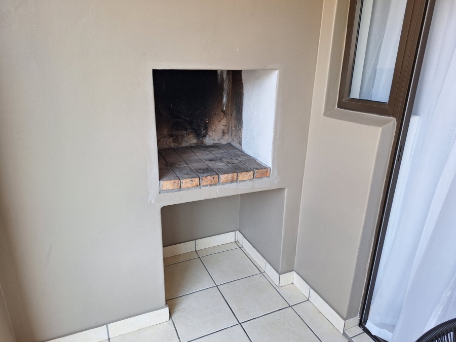 2 Bedroom Property for Sale in Hartenbos Central Western Cape